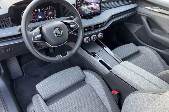 Skoda Superb 2.0 TDI SCR Selection DSG