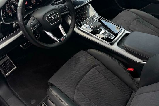 Audi Q8 55 TFSI mHEV Quattro Tiptronic