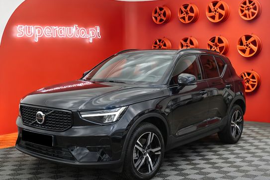 Volvo XC40 B3 Plus Dark