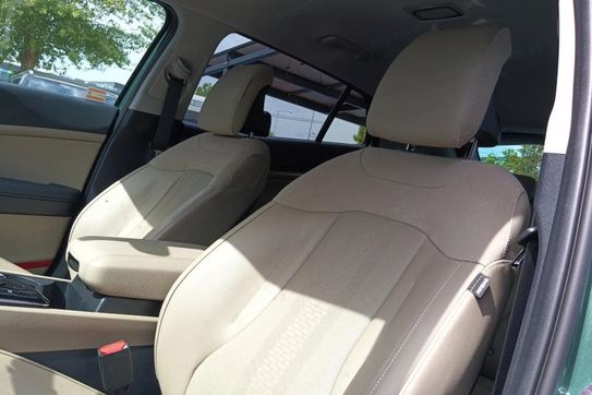 Kia Sportage 1.6 T-GDI HEV Business Line 4WD