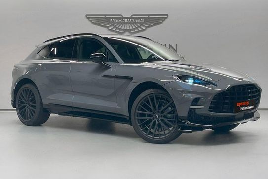 Aston Martin DBX 707