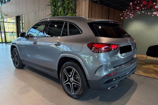 Mercedes GLA 220  4-Matic AMG Line
