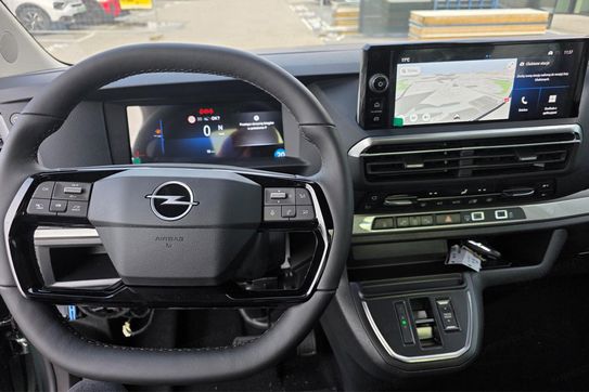 Opel Zafira Life Extra Long L2H1 Business VIP AT8