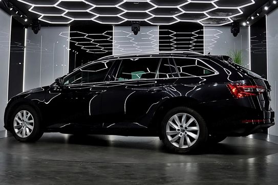 Skoda Superb 2.0 TDI SCR Ambition DSG