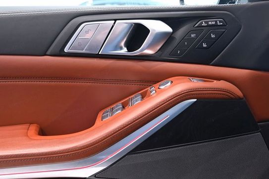 BMW X7 M60i xDrive mHEV sport-aut