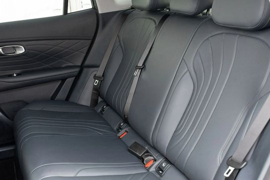 Geely Starray Em-i 1.5 Phev Pro