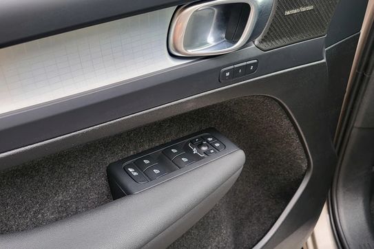 Volvo XC40 B3 Plus Dark aut