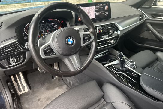 BMW Seria 5 520d xDrive M Sport