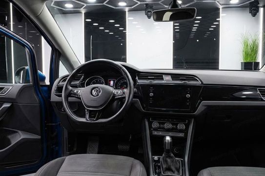 Volkswagen Touran 1.5 Tsi Evo Highline Dsg