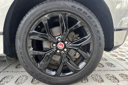 Jaguar I-Pace EV400 AWD SE