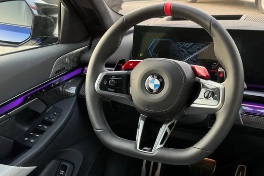 BMW Seria 5 M5