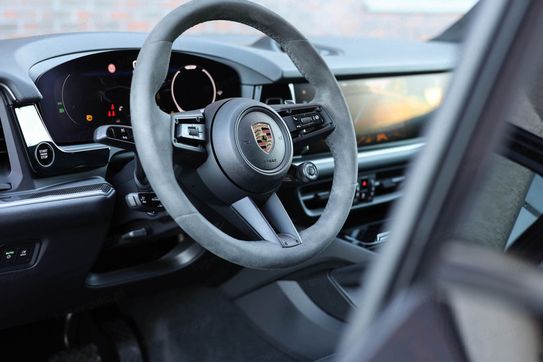 Porsche Cayenne Coupe Black Edition