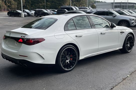 Mercedes Klasa E AMG 53 4Matic+ Hybrid