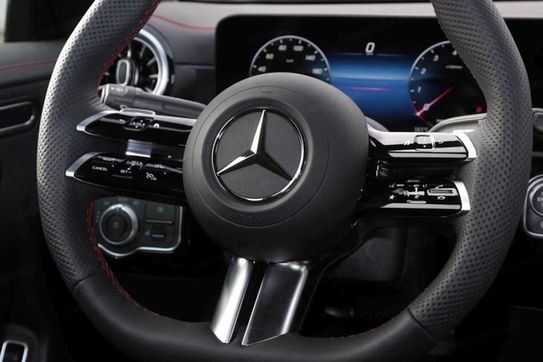 Mercedes CLA 200 AMG Line