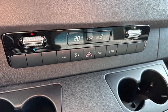 Mercedes Sprinter 317 CDI  Długi 9G-TRONIC