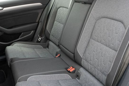 Volkswagen Passat 1.5 TSI DSG