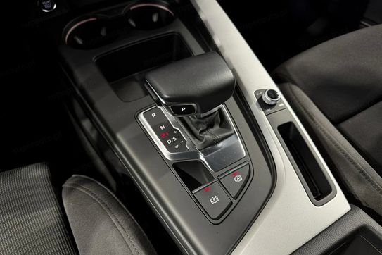 Audi A4 40 TFSI mHEV quattro Advanced S tronic