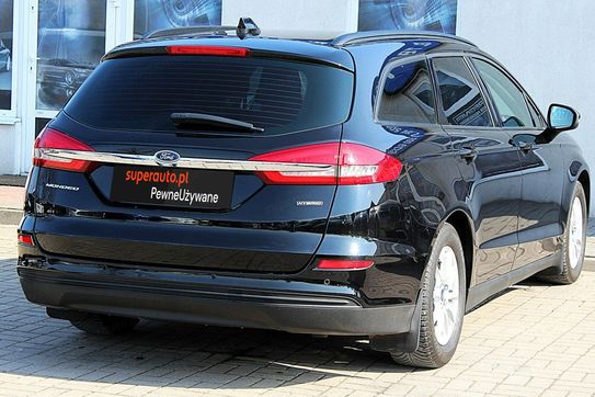 Ford Mondeo 2.0 Hybrid Trend