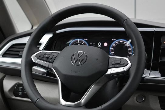 Volkswagen Multivan L2H1 Family DSG