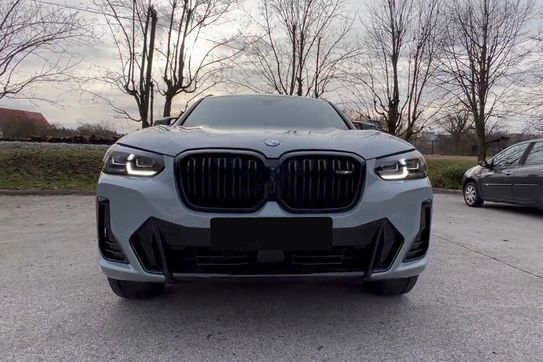 BMW X4 M40d