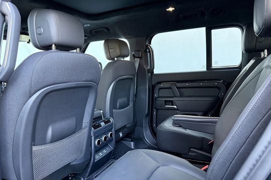 Land Rover Defender 110 D350 X-Dynamic HSE