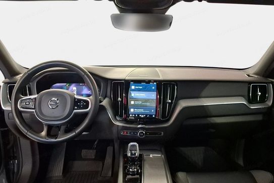 Volvo XC60 B5 B AWD Plus Dark aut
