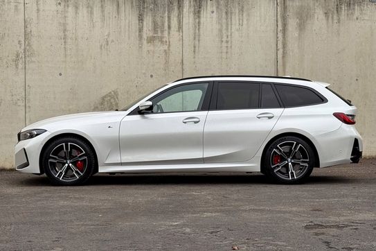 BMW Seria 3 Touring 330d xDrive M Sport