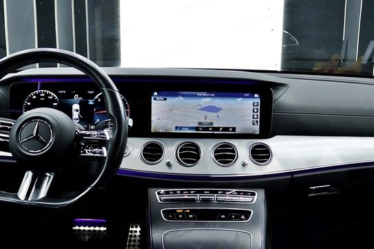 Mercedes Klasa E 220 d 4MATIC AMG Line