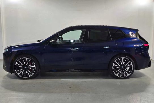 BMW iX M70 xDrive
