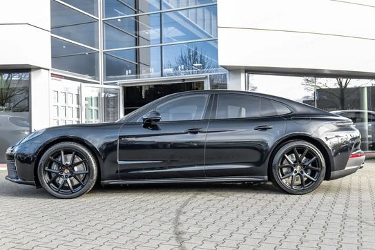 Porsche Panamera 4 E-Hybrid