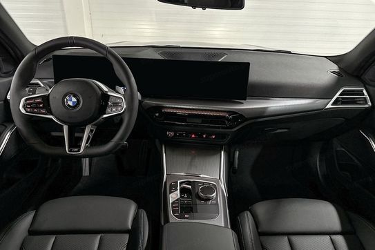 BMW Seria 3 318i M Sport