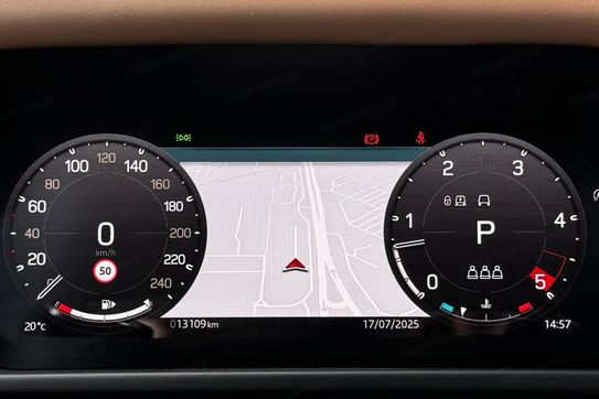 Land Rover Defender 110 D250 X-Dynamic AWD HSE