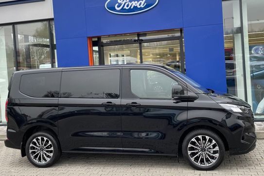 Ford Tourneo Custom L1H1 Titanium X 320 A8 AWD