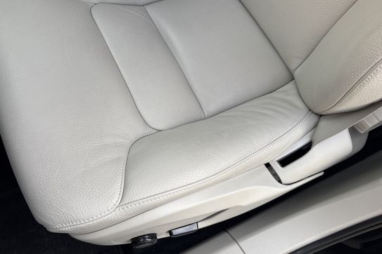 Volvo XC60 B4 D Momentum Pro