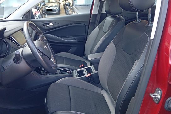 Opel Grandland X 1.2 T Design Line S&S aut
