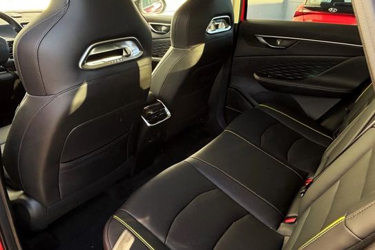 Baic Beijing 5 1.5T Luxury DCT