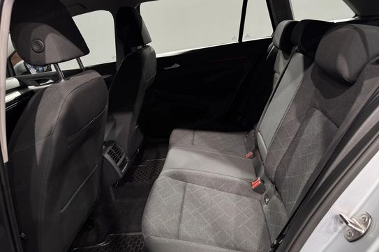 Volkswagen Golf 1.5 TSI DSG