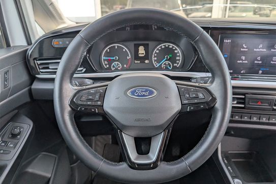 Ford Tourneo Connect L2H1 Titanium AT