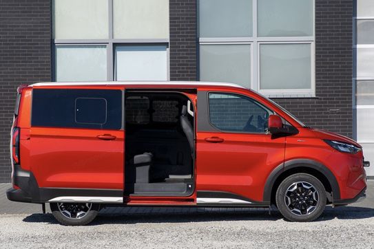 Ford Tourneo Custom L1H1