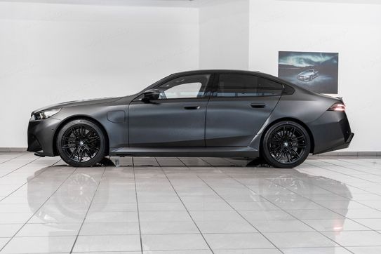 BMW Seria 5 M5