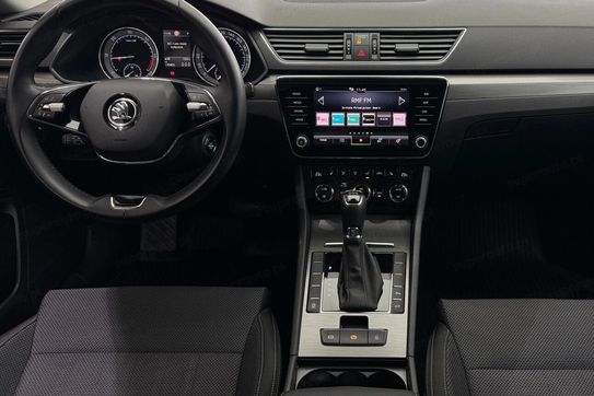 Skoda Superb 2.0 TDI SCR Style DSG