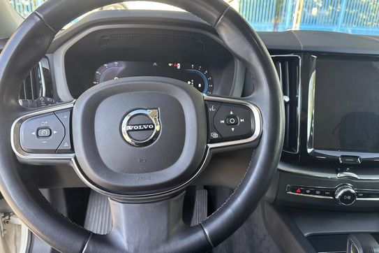 Volvo XC60 B4 B Momentum
