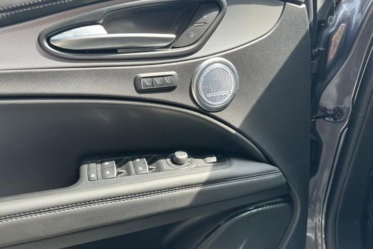 Alfa Romeo Stelvio Turbo Veloce Q4