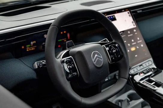 Citroen C5 Aircross Max eDCT6 1.2 mHEV