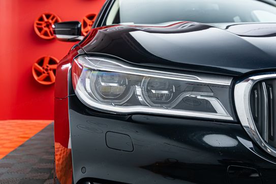 BMW Seria 7 740d xDrive