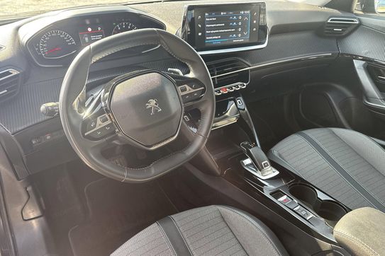 Peugeot 2008 Allure 1.2 PureTech S&S EAT8