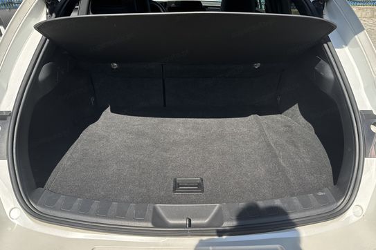 Lexus UX 250h F Impression