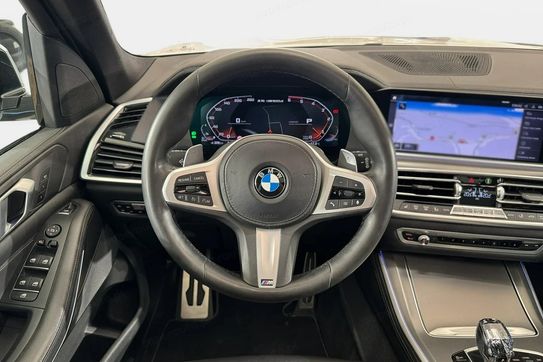 BMW X5 M50d