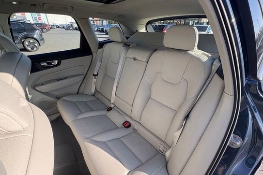 Volvo XC60 T6 Plug-In Hybrid AWD Plus Bright