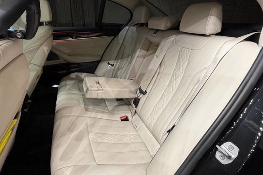 BMW Seria 5 540d xDrive Luxury Line